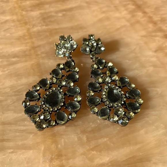 Yellow/green Jeweled Earrings - Picture 2 of 2